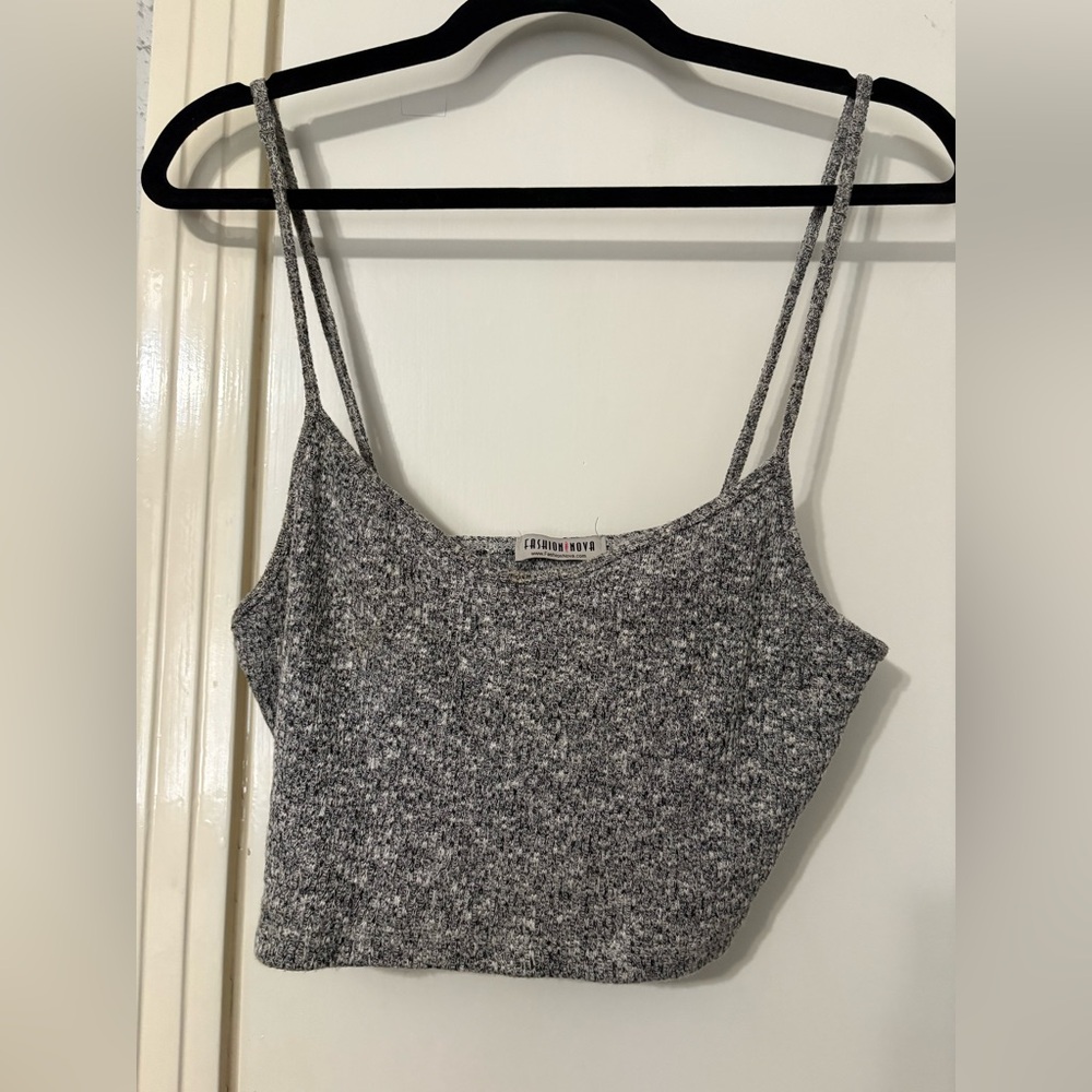 ❤️‍🔥3 for $20❤️‍🔥 Cropped Grey Tank